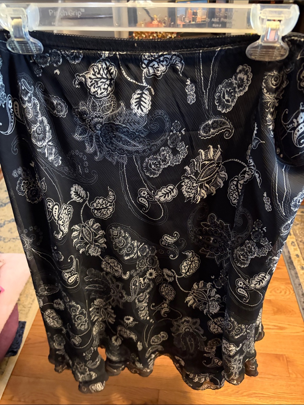 Briggs New York Black Skirt with White Paisley Print